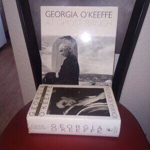 Georgia o keeffe used/ new in great perfect shape